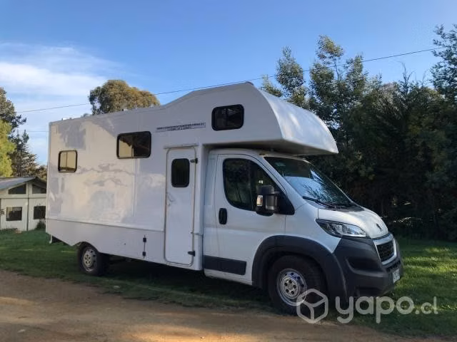 Motorhome — 13